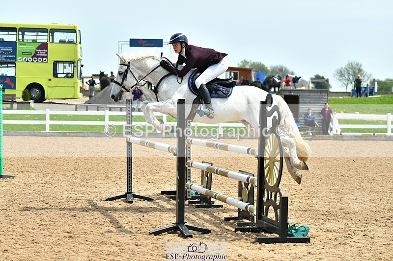 230514A-134308-03034 - Cls 25 Pony Foxhunter & 1.10m Open