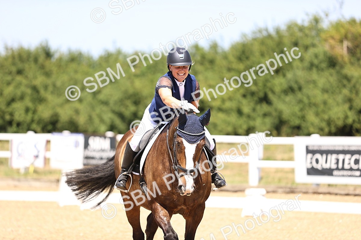 SBM_010687 - Novice 5 - 11.20-12.23