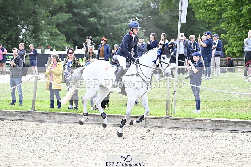 250525A-161606-18624 - Presentations Section C CCI 2 Star Long