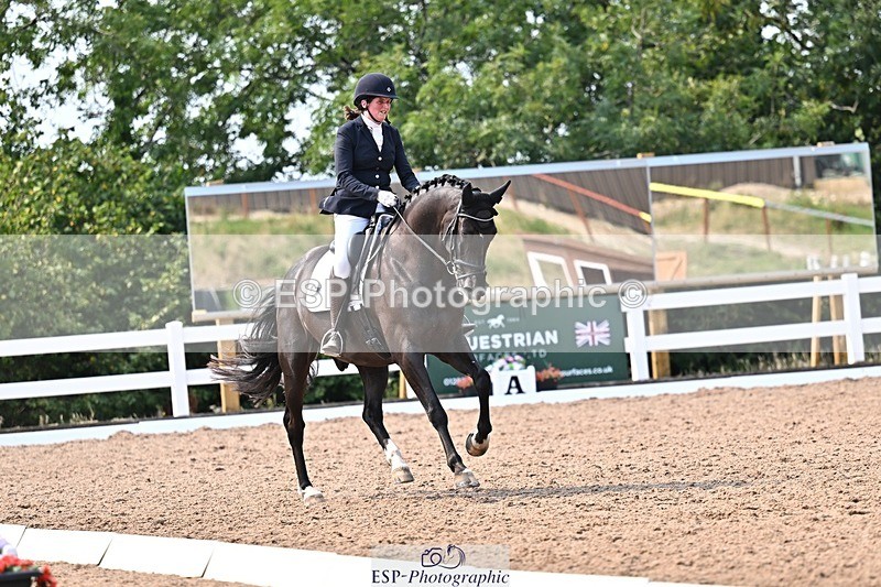 250816-150322-05517 - 145-Caroline.SquireViva.Venezuela