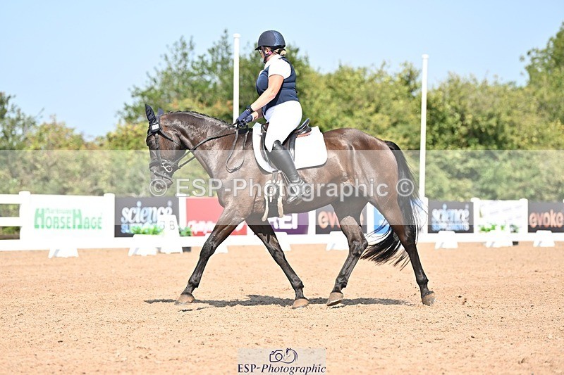 250816-115220-04102 - 109-Amber.Da.SilvaToners.Lady.Florentine