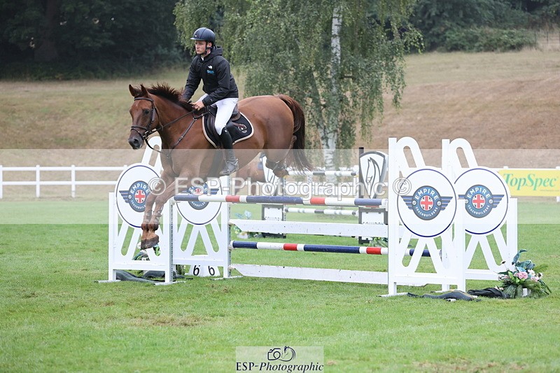 250830A-130247-06531 - Cls 16 Snr Newcomers and 1.10m Open