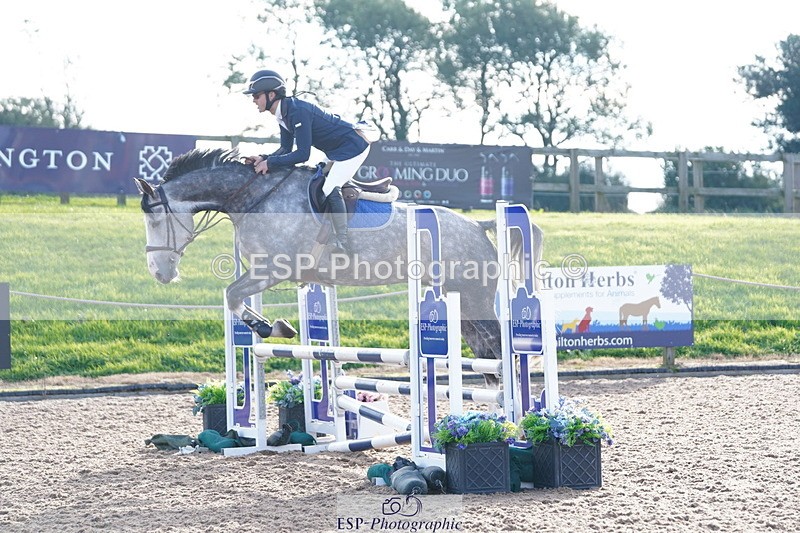 241005A-094012-04314 - SAT Cls 8 Snr British Novice & 90cm Open