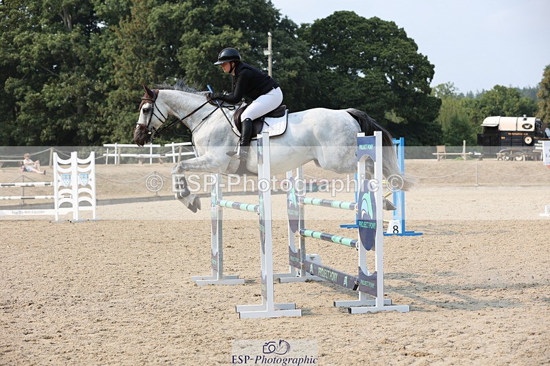 250816A-160425-02625 - Cls 9 Snr 1.10m Open