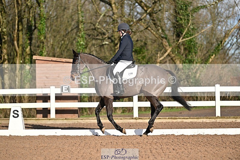 241214-105323-01246 - 140-Samantha.Henderson-Rich.Tricks.Otis