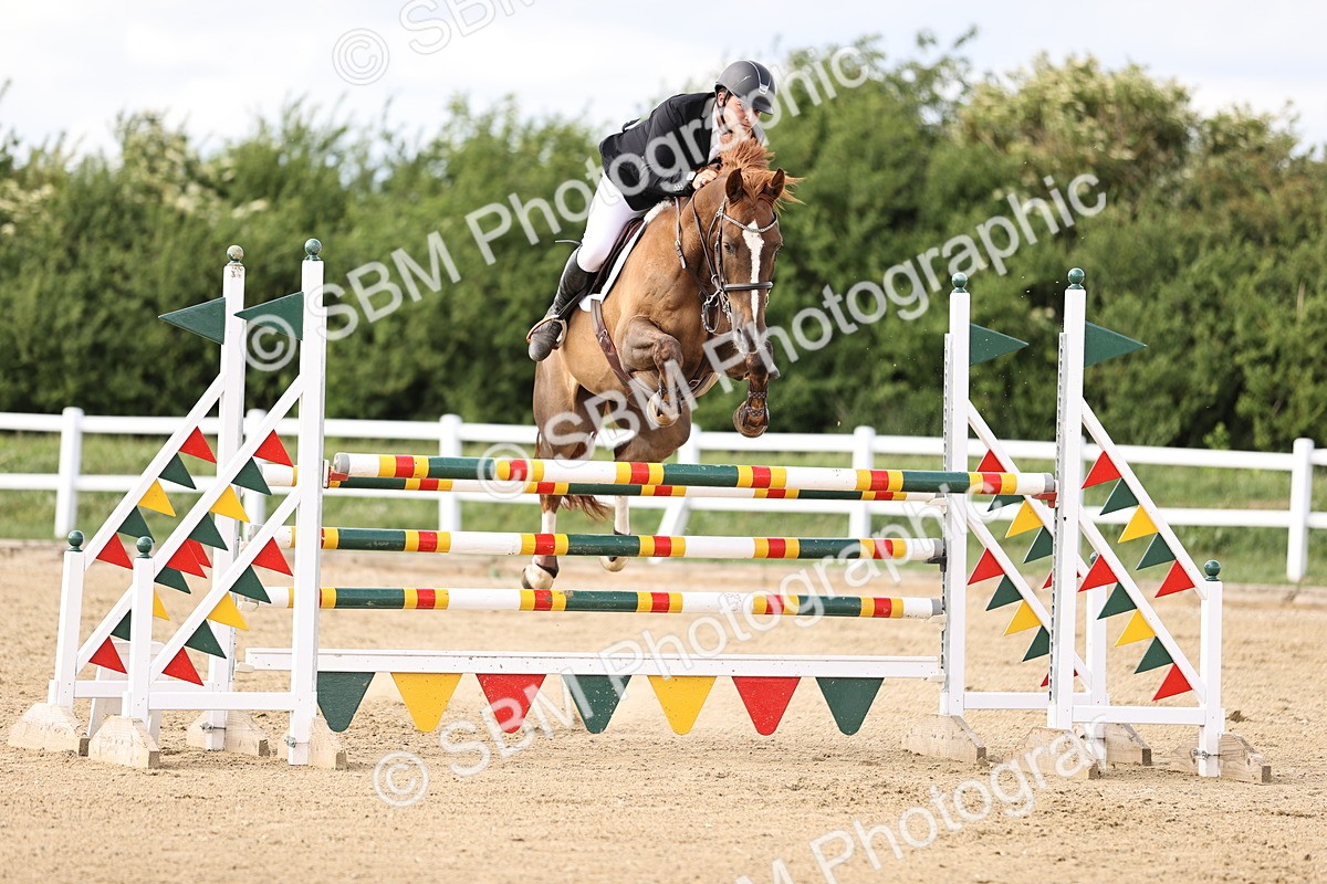 SBM_003769 - Class 13 - Senior Foxhunter - 1.20m