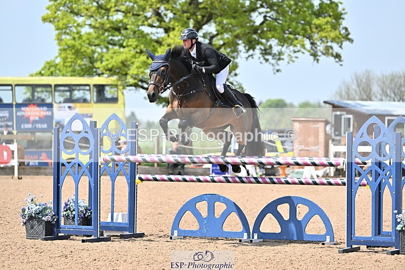 240511A-131410-13261 - Cls 35 Big Star 1st Jump Off