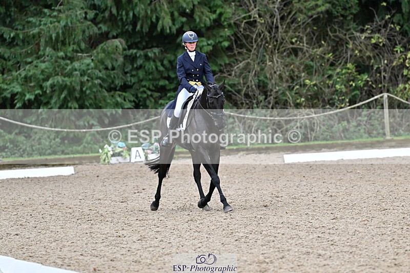 251022A-151245-00491 - B-110-Lizi.Popham