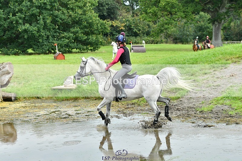 230817-132221-00950 - Theo's 1st Group - XC