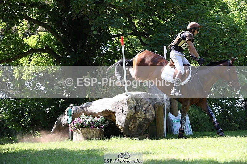 230527-153404-12362 - 371-JERPOINT_ECLIPSE-Max_Gordon-XC