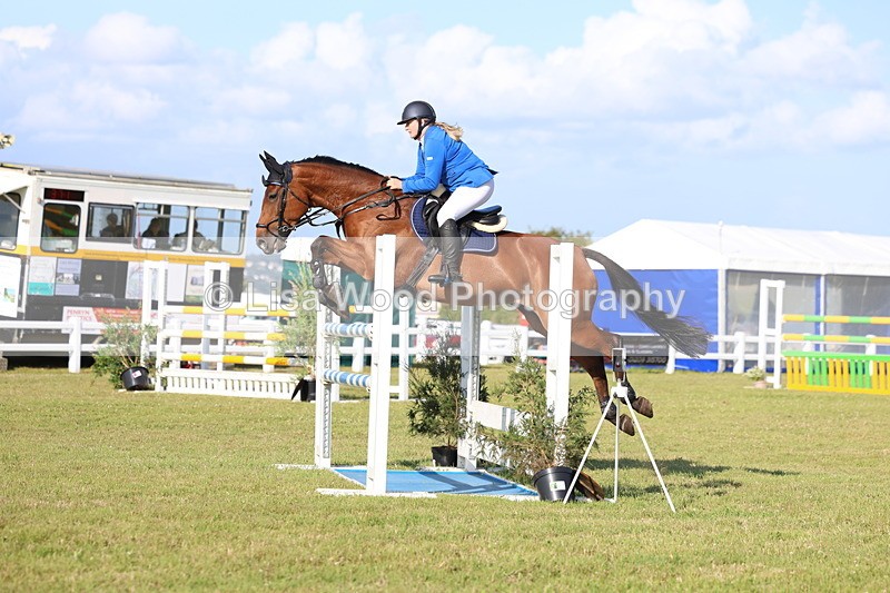 3E7A4369 - Class C: Showjumping Senior Foxhunter