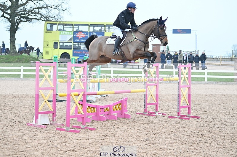 240113A-140848-02261 - Cls 13 Foxhunter and 1.20m Open