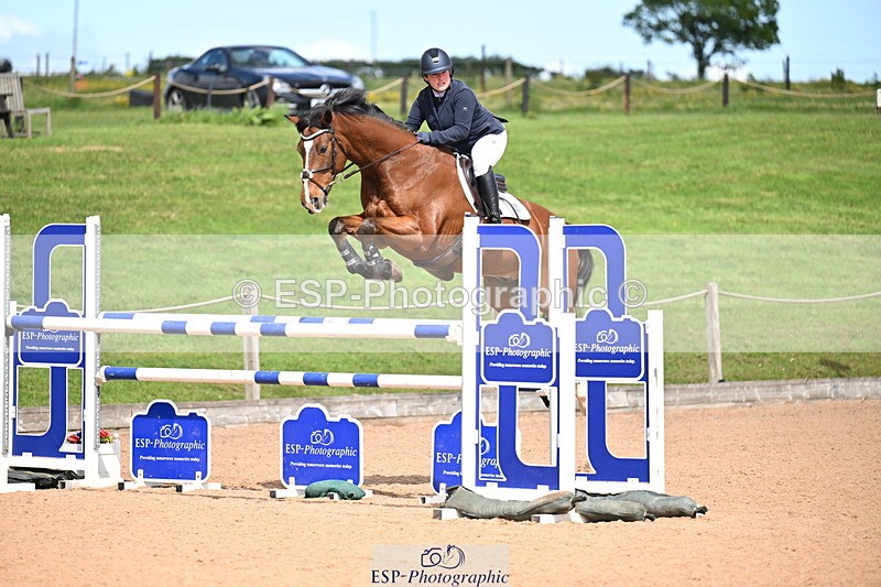 260513B-150420-01209 - Cls 6 Snr Fox and 1.20m Open