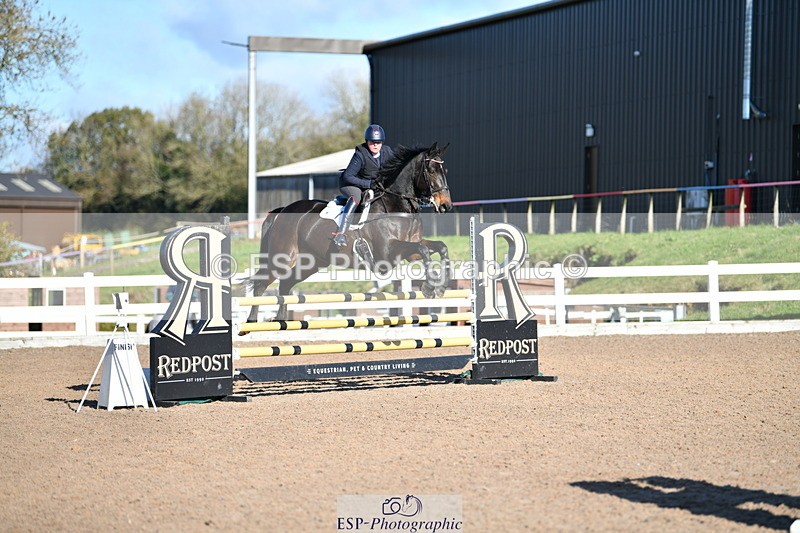 231110A-125149-00460 - Cls 4 Snr 1.05m Open