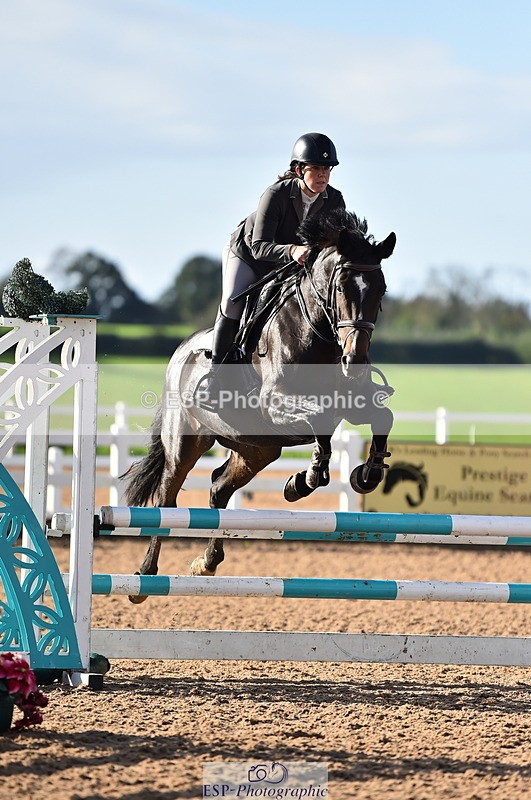 231014A-101010-03846 - Cls 12 British Novice & 90cm Open