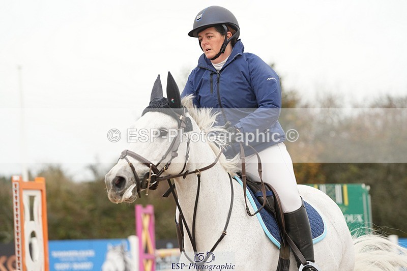 251109-103907-03426 - Cls 19 Snr 1.05m Open