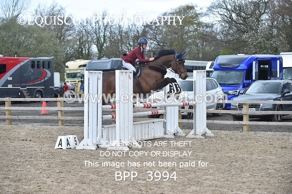 BPP_3994 - CLASS 4 Senior Newcomers/ 1.10m Open