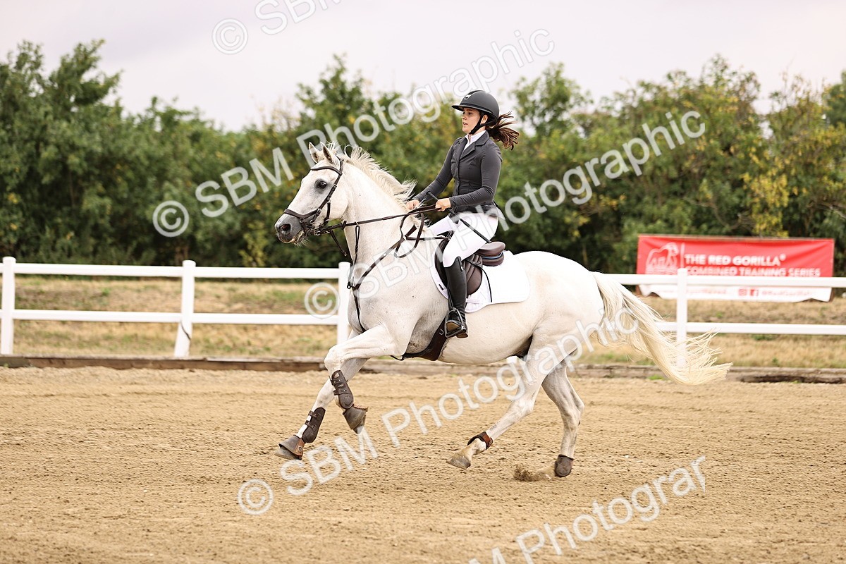 SBM_026293 - Class 12 - Amateur Championship Qualifier 1.05m