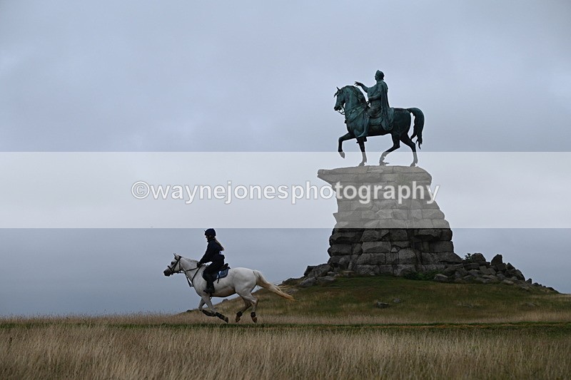 DSC_0426 - Time at Statue 09:51 to 10:54