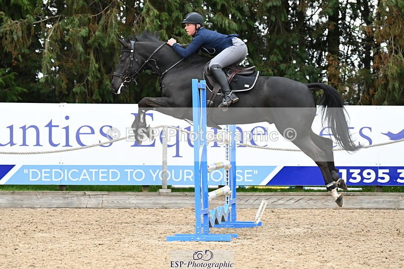 250323A-152320-05001 - Cls 25 Snr Fox & 1.20m Open