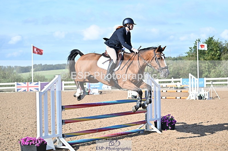 241004A-104352-01322 - Fri 07 Snr Brit Nov & 90cm Open