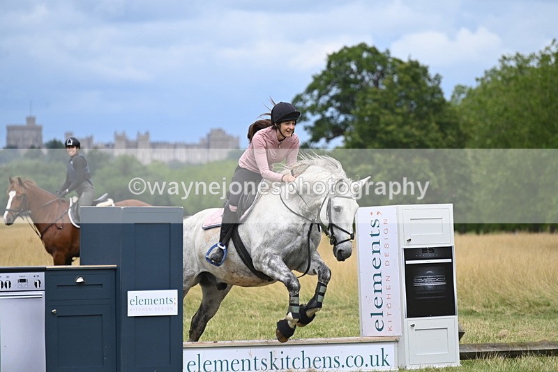 WJ6_4423 - Time at Jump 12:22 to 13:03