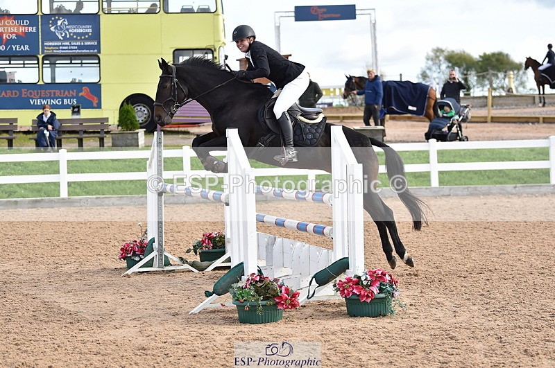 231015A-133412-08347 - Cls 25 95cm Amateur Q 2nd R