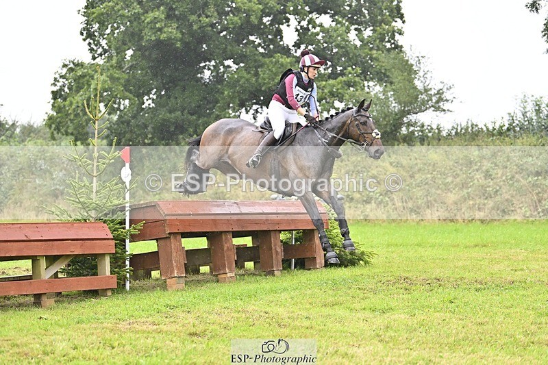 240901A-140952-09228 - 431-Lizette.Jackman-MURPHYS.GAUNTLET