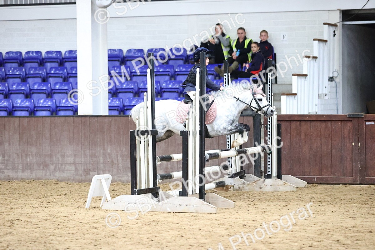 SBM_001390 - Class 5 - Henlow Veterinary Hospital 70cm