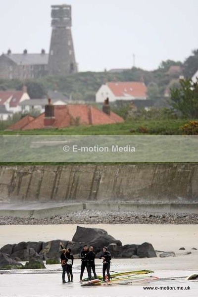 WS 110509  45 - Windsurfing