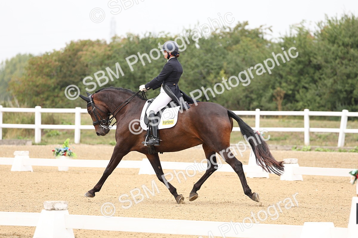 SBM_006988 - Class 9 - FEI INT I - 13.37-14.33