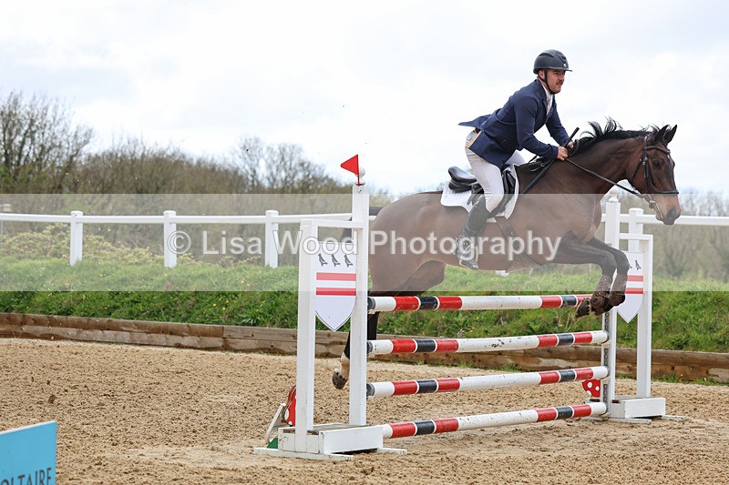 3E7A1909 - Class 7: Senior Newcomers/1.10m open