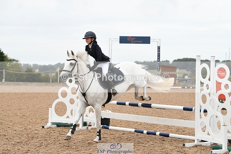 250807-104536-00320 - 80cm Round 1