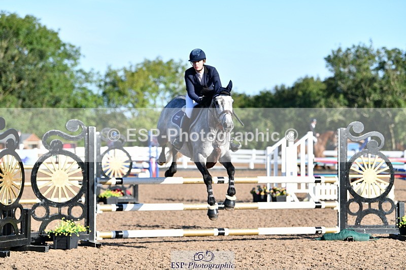 240913A-090001-02819 - Cls 20 Snr British Novice and 90cm Open