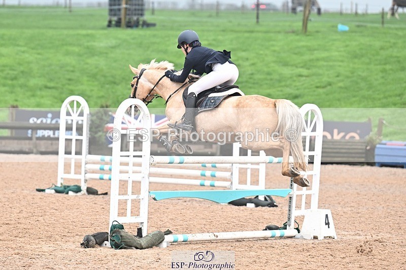 251115-132239-00778 - Cls 32+33 Springboard and Winter 138cm