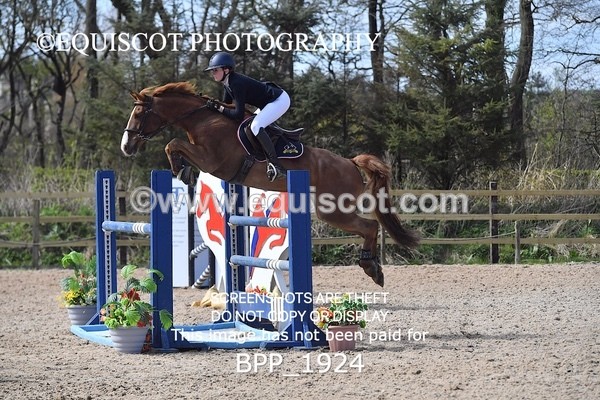 BPP_1924 - CLASS 20 SUN RHS Foxhunter Championship Qualifier