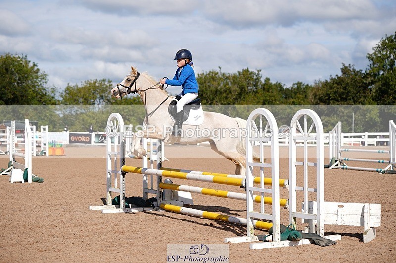 250921-113740-02752 - Cls 21+22 Club and Schools 70cm