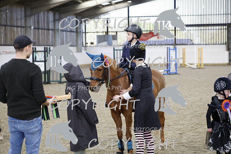 _T0A0923 - Class 1 Cross poles