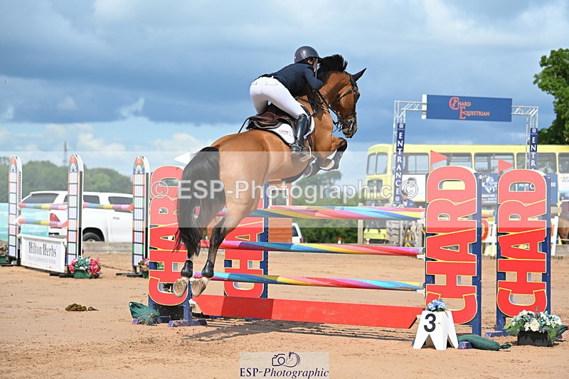 230721A-104647-05438 - Cls 6, 2 Star Medium 1.35m