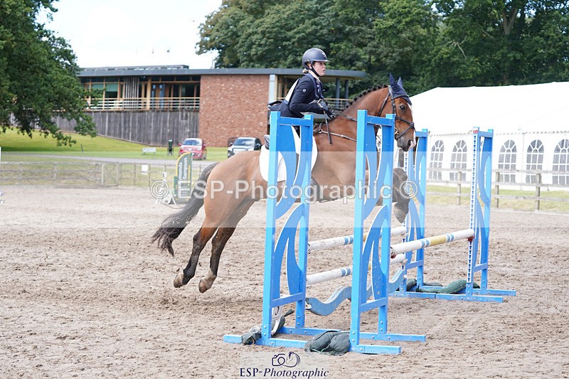 240824X-130952-27551 - 80cm Round 1 13.00 to 14.00