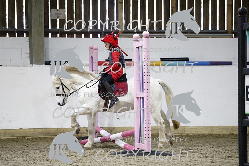 _T0A0690 - Class 1 Cross poles