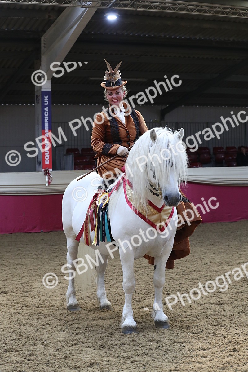 SBM_11616 - Class 105 Ridden Costume- Side Saddle