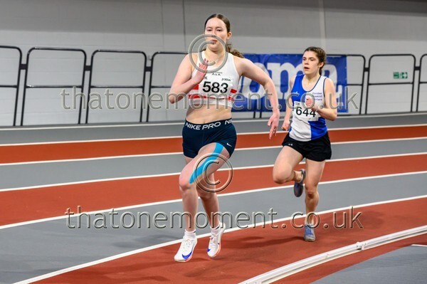 SeniorInd25-917209 - Track Female Set One