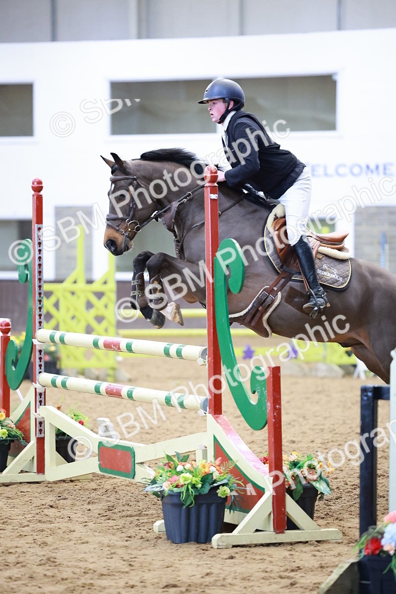 SBM_003739 - Class 11 - Senior Newcomers/ 1.10m Open