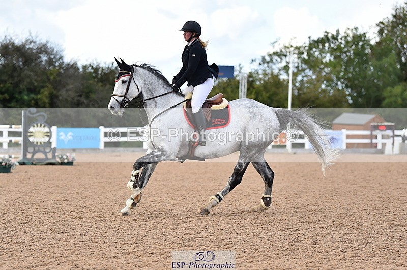 231014A-145004-05351 - Cls 15 1.05m Amateur Q 2nd R