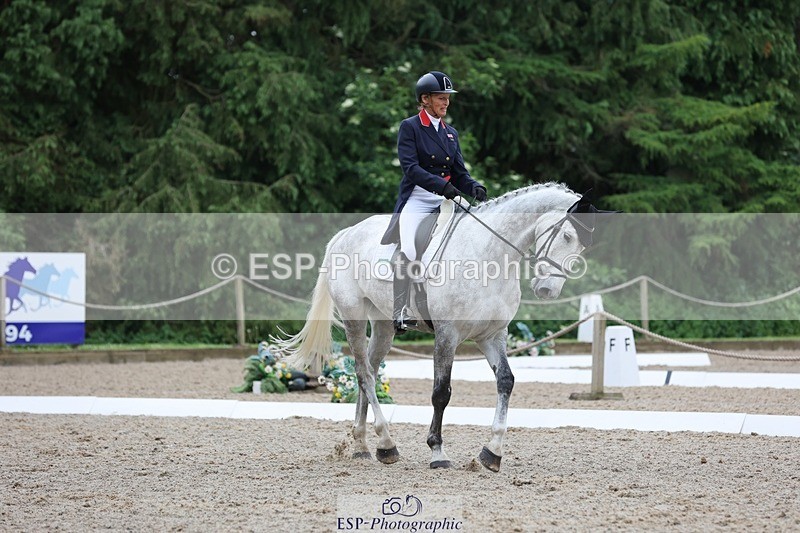 240523-093957-03182 - 208-KING_LOUIS-Mary_King