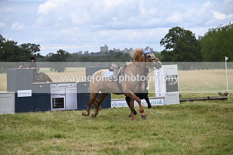 WJ6_5682 - Time at Jump 14:42 to 15:23