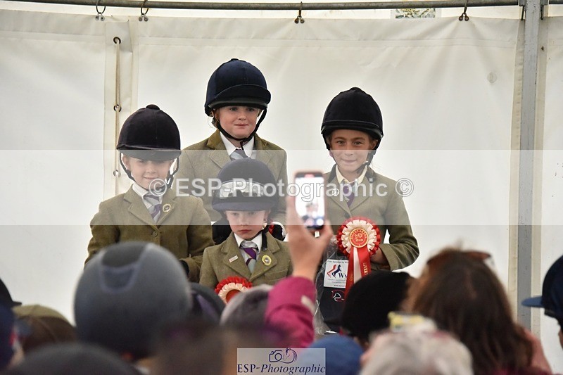 230825-170800-12969 - Friday 60cm and 70cm presentations