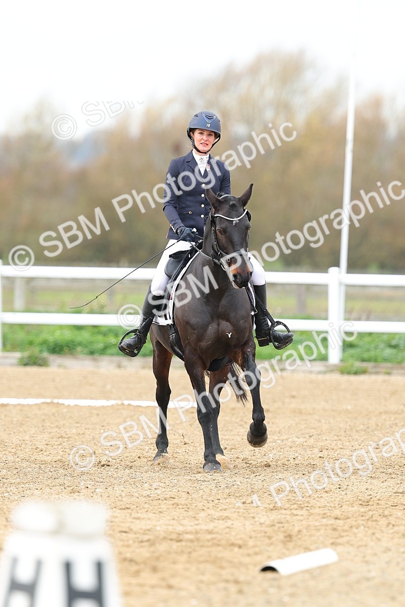 SBM_004058 - Class 9-8-11 - Elementary 1-Novice 4-Elementary 4