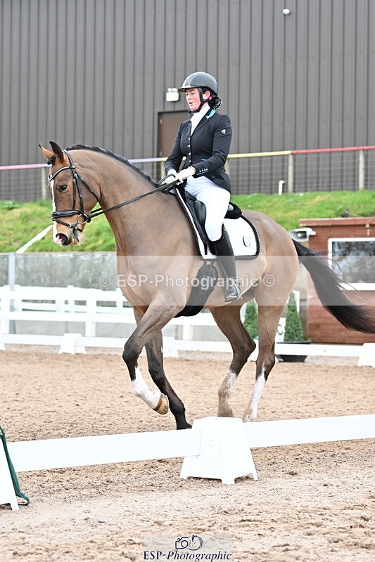 240218A-134402-07713 - 262-Amy.Hose-Enrique